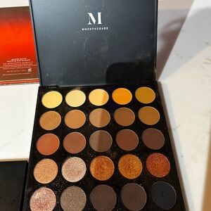 Morphe Eyeshadow Palette - Rich Browns and Golds